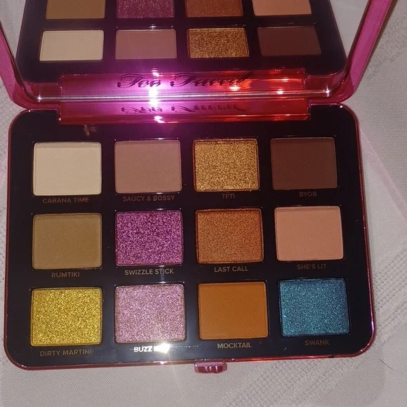 Too Faced Palm Springs Dreams Eyeshadow Palette - Picture 2 of 2